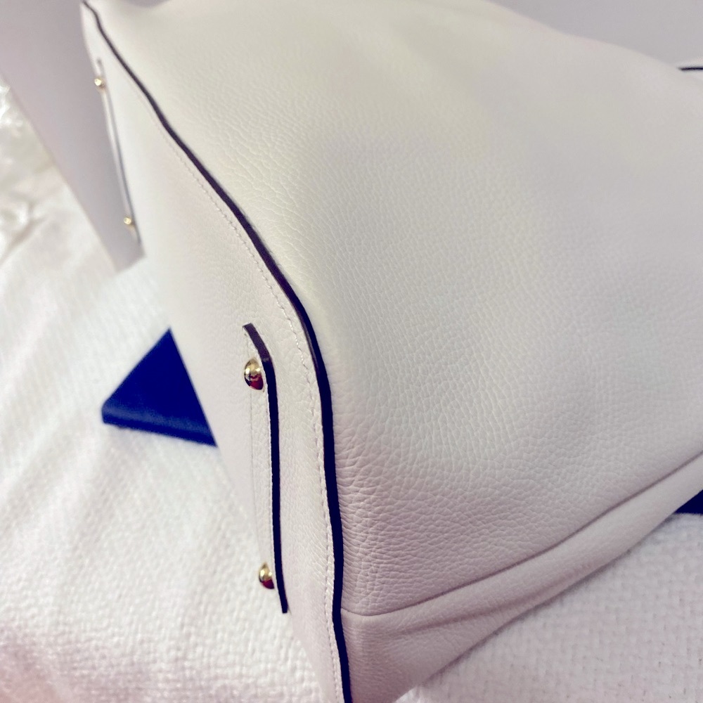 ❤️ Dooney & Bourke White Juliette Hobo NWT! - Picture 2 of 16